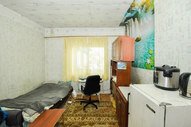 Купить дом в Новосибирске. Вариант № 10172869, 12, площадь -  квм, цена 3900000 рублей