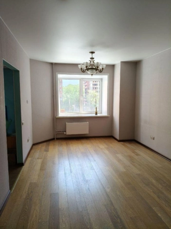 Купить четырехкомнатную квартиру в Новосибирской области. Вариант № 9145943, 5, площадь -  квм, цена 15690000 рублей