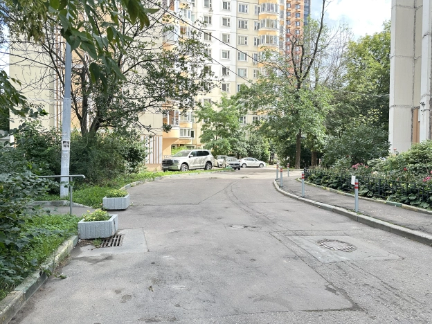 Купить квартиру на вторичке в районе Обручевский в Москве. Вариант № 43529, 27, площадь -  квм, цена 26900000 рублей