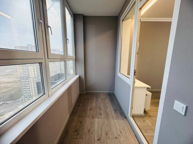 Купить двухкомнатную квартиру в Краснодаре. Вариант № 9902802, 14, площадь -  квм, цена 12000000 рублей