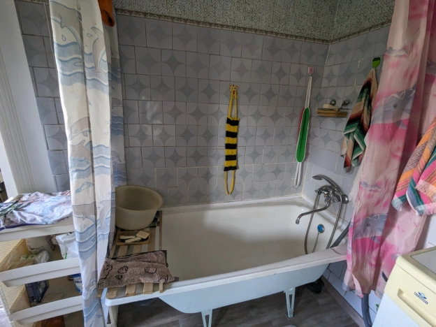 Купить дом в Микрорайоне Байкальск, Ангарск в Ангарске. Вариант № 33060, 17, площадь -  квм, цена 5200000 рублей