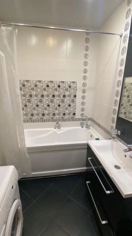 Купить двухкомнатную квартиру в Микрорайоне Золотая Нива в Новосибирске. Вариант № 834952, 5, площадь -  квм, цена 9100000 рублей