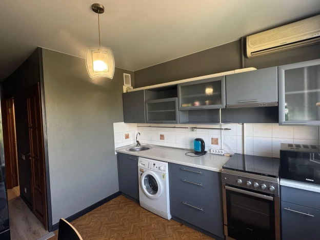 Купить двухкомнатную квартиру на улице имени 40-летия Победы в Краснодаре. Вариант № 45846, 10, площадь -  квм, цена 6200000 рублей