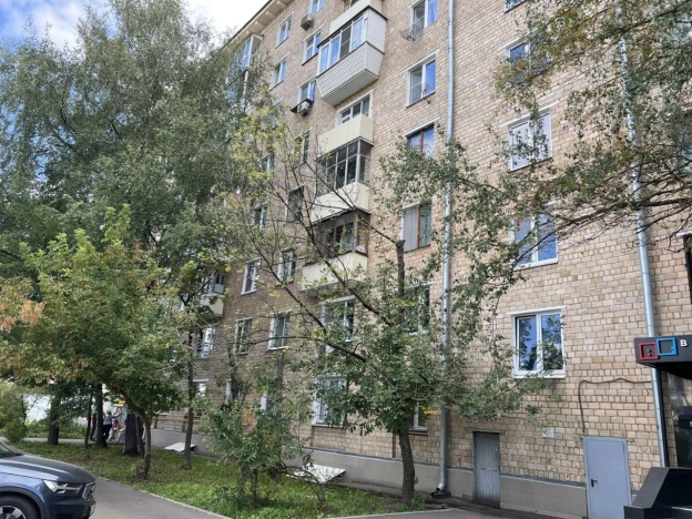 Купить комнату в Москве. Вариант № 9970470, 1, площадь -  квм, цена 5500000 рублей