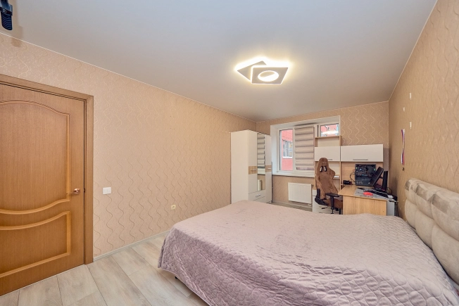 Купить двухкомнатную квартиру в районе Железнодорожный в Рязани. Вариант № 8477874, 6, площадь -  квм, цена 9700000 рублей