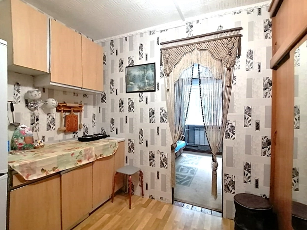 Купить комнату в Калуге. Вариант № 4140951, 4, площадь -  квм, цена 1170000 рублей