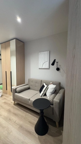 Купить Студию в районе Октябрьский в Новосибирске. Вариант № 6957473, 4, площадь -  квм, цена 6500000 рублей