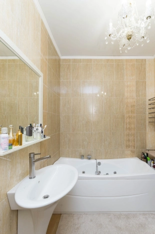 Купить дом на улице Георгия Маляревского в Тобольске. Вариант № 2821648, 24, площадь -  квм, цена 19500000 рублей