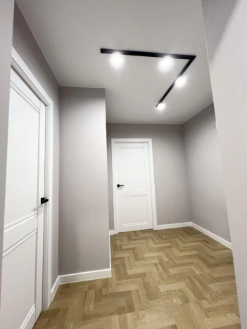 Купить квартиру на вторичке в Вологде. Вариант № 10773855, 21, площадь - квм, цена 5990000 рублей