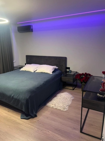 Купить квартиру в Москве. Вариант № 9999684, 14, площадь -  квм, цена 14700000 рублей