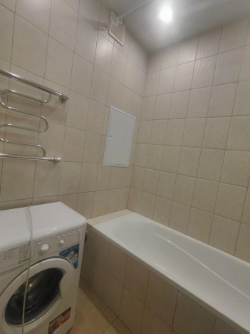 Купить однокомнатную квартиру на улице Строительный проезд в Москве. Вариант № 10340108, 5, площадь -  квм, цена 9380000 рублей