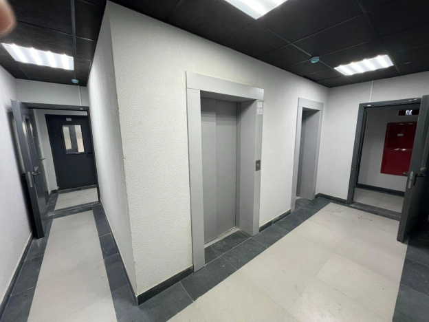 Купить трехкомнатную квартиру на улице бульвар Эйнштейна в Московской области. Вариант № 6271565, 15, площадь - квм, цена 14800000 рублей