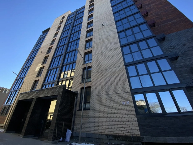 Купить квартиру на улице Мухина в Благовещенске. Вариант № 11023880, 5, площадь -  квм, цена 7900000 рублей