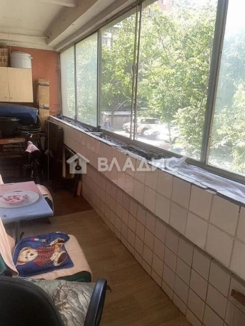 Купить трехкомнатную квартиру в Ростовской области. Вариант № 10008533, 6, площадь -  квм, цена 7500000 рублей