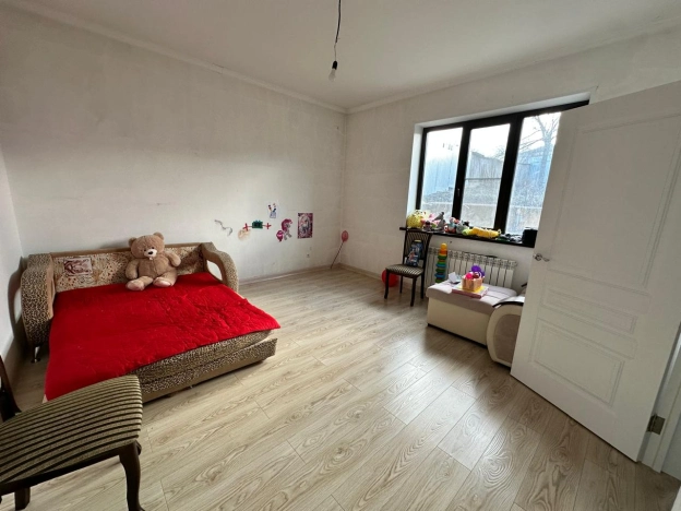 Купить дом на улице Парковая в Элисте. Вариант № 23539, 4, площадь -  квм, цена 11200000 рублей