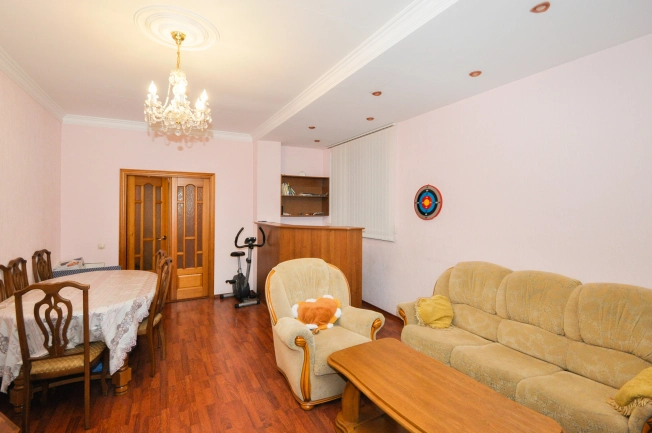 Купить квартиру в Бердске. Вариант № 4134052, 3, площадь -  квм, цена 8150000 рублей