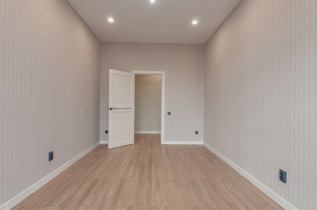 Купить квартиру в Вологодской области. Вариант № 6285880, 0, площадь -  квм, цена 5840000 рублей