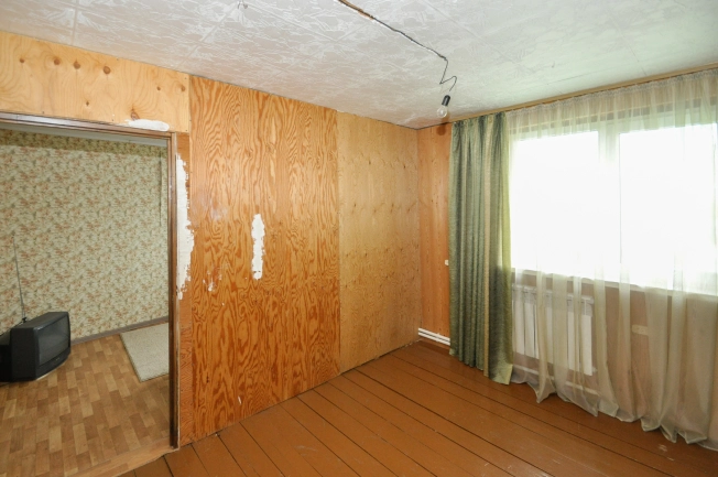 Купить дом в районе Калининский в Новосибирске. Вариант № 53972, 20, площадь -  квм, цена 4700000 рублей