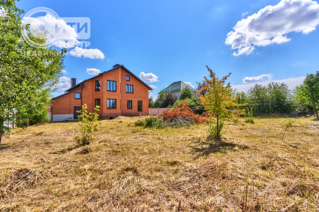 Купить дом в Воронеже. Вариант № 11104, 7, площадь -  квм, цена 25000000 рублей