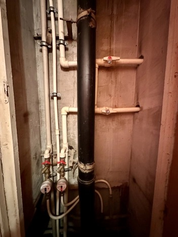 Купить трехкомнатную квартиру у метро Коммунарка в Москве. Вариант № 9948767, 21, площадь -  квм, цена 8250000 рублей