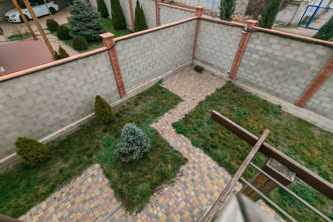 Купить дом в Севастополе. Вариант № 9693950, 37, площадь -  квм, цена 19000000 рублей