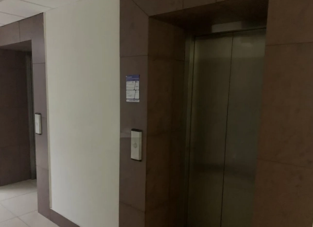 Купить трехкомнатную квартиру в Новосибирской области. Вариант № 10270661, 3, площадь -  квм, цена 10000000 рублей