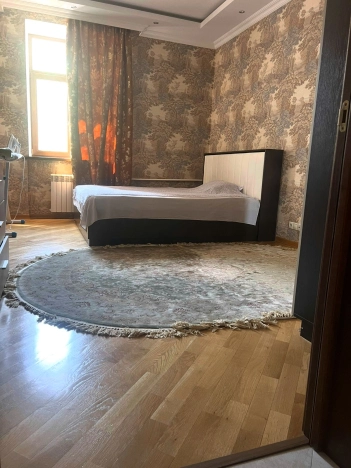 Купить квартиру в Москве. Вариант № 8428512, 1, площадь -  квм, цена 21950000 рублей