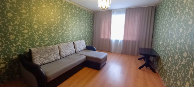 Снять квартиру на улице Гвардейская в Владимире. Вариант № 9907909, 4, площадь -  квм, цена 22000 рублей