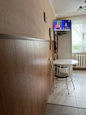 Купить трехкомнатную квартиру в Ростовской области. Вариант № 6912625, 14, площадь -  квм, цена 5800000 рублей