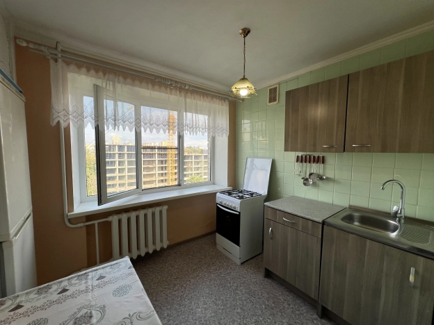 Купить однокомнатную квартиру в Ростовской области. Вариант № 52123, 0, площадь -  квм, цена 4000000 рублей