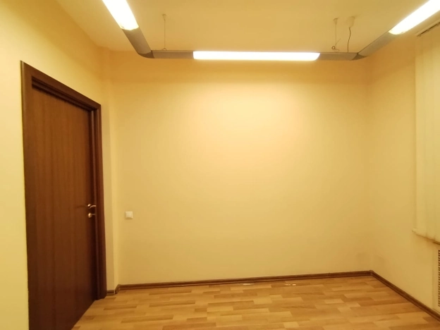 Снять коммерческую недвижимость в Москве. Вариант № 7483298, 18, площадь - квм, цена 95000 рублей