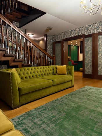 Купить четырехкомнатную квартиру в Новосибирской области. Вариант № 8070281, 16, площадь -  квм, цена 25000000 рублей