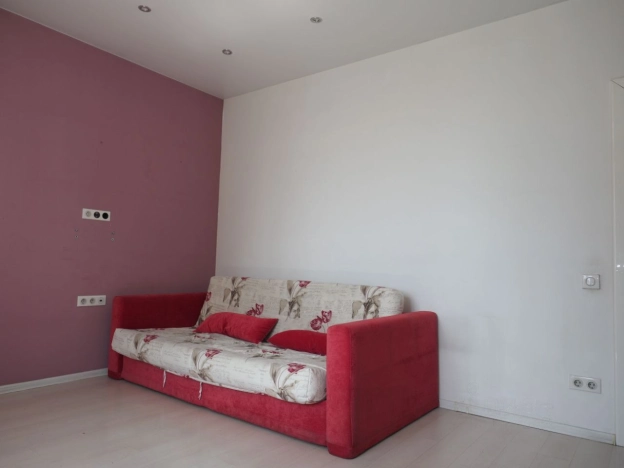 Купить трехкомнатную квартиру в Новосибирске. Вариант № 7767848, 7, площадь -  квм, цена 9800000 рублей