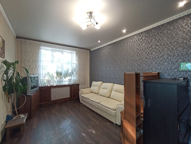 Купить трехкомнатную квартиру в Калуге. Вариант № 54220, 2, площадь -  квм, цена 5500000 рублей