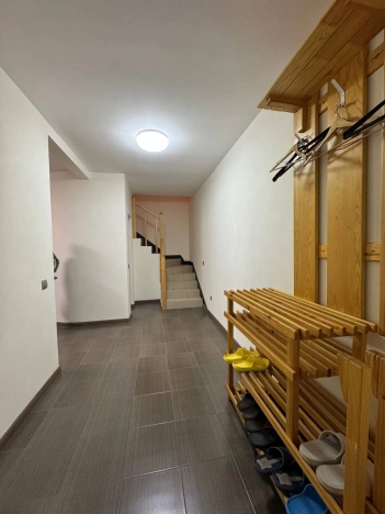 Купить трехкомнатную квартиру на улице Норильская в Улан-Удэ. Вариант № 4176178, 3, площадь -  квм, цена 12000000 рублей