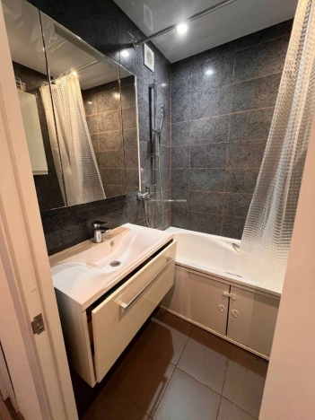 Купить квартиру в Москве. Вариант № 10247220, 11, площадь - квм, цена 16100000 рублей