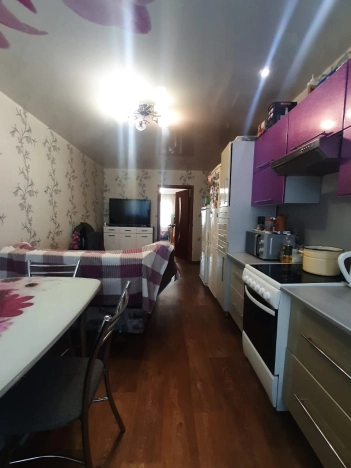 Купить квартиру в Кемерове. Вариант № 8839575, 2, площадь -  квм, цена 4950000 рублей