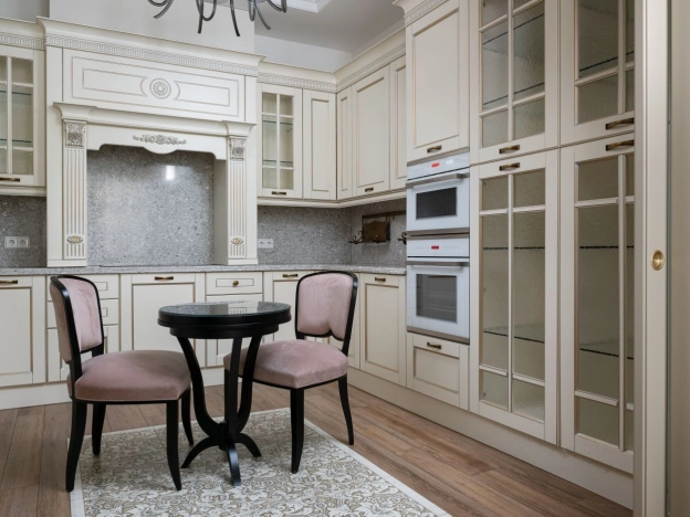 Купить квартиру в Москве. Вариант № 10443759, 8, площадь -  квм, цена 275000000 рублей