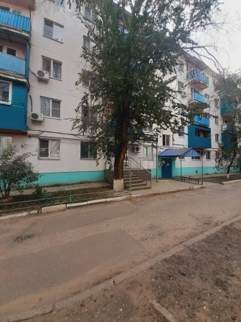 Купить двухкомнатную квартиру в Микрорайоне 4-й, Элиста в Элисте. Вариант № 3835537, 15, площадь -  квм, цена 3990000 рублей