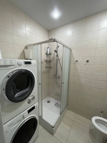 Купить квартиру в Москве. Вариант № 8431324, 6, площадь -  квм, цена 9900000 рублей