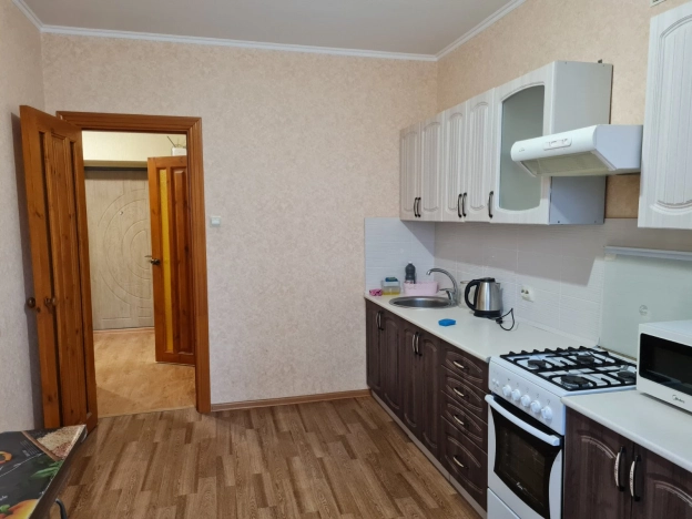 . Вариант № 8879082, 2, площадь - 39.5 квм, цена 25000 рублей