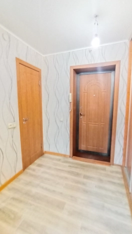 Купить квартиру на улице Мельничная в Омске. Вариант № 9248, 27, площадь -  квм, цена 3100000 рублей