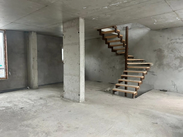 Купить таунхаус в Кемеровской Области — Кузбассе. Вариант № 8447559, 18, площадь -  квм, цена 17500000 рублей