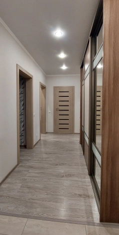 Купить двухкомнатную квартиру в Калининградской области. Вариант № 10180723, 16, площадь -  квм, цена 17900000 рублей