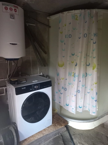 Купить дом на улице Гранатовая в Краснодарском крае. Вариант № 352411, 5, площадь -  квм, цена 3700000 рублей