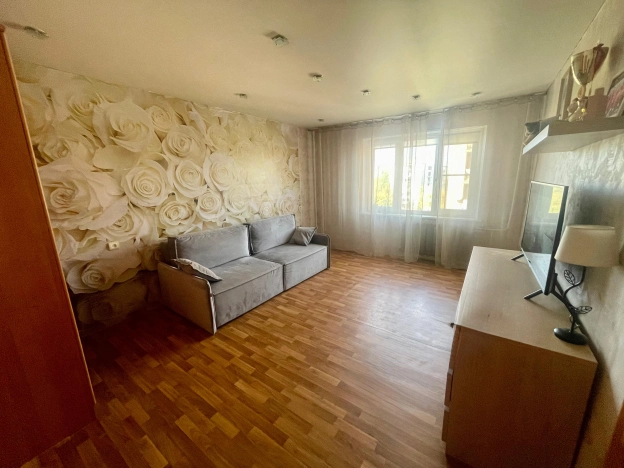 Купить четырехкомнатную квартиру в Пушкине. Вариант № 40580, 0, площадь -  квм, цена 8700000 рублей