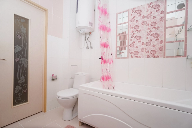 Купить однокомнатную квартиру в Омске. Вариант № 41010, 13, площадь -  квм, цена 5400000 рублей