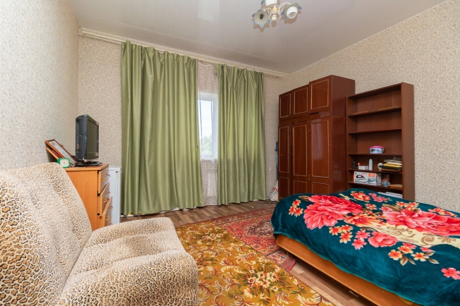 Купить дом в Омске. Вариант № 4848, 9, площадь -  квм, цена 5650000 рублей