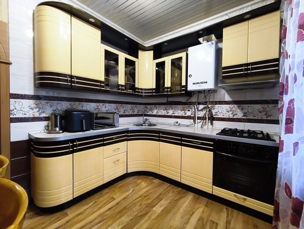 Купить однокомнатную квартиру в Калужской области. Вариант № 6620534, 4, площадь -  квм, цена 4330000 рублей