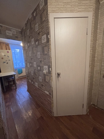 Купить однокомнатную квартиру на вторичке на улице Хилокская в Новосибирске. Вариант № 10276770, 4, площадь -  квм, цена 2900000 рублей